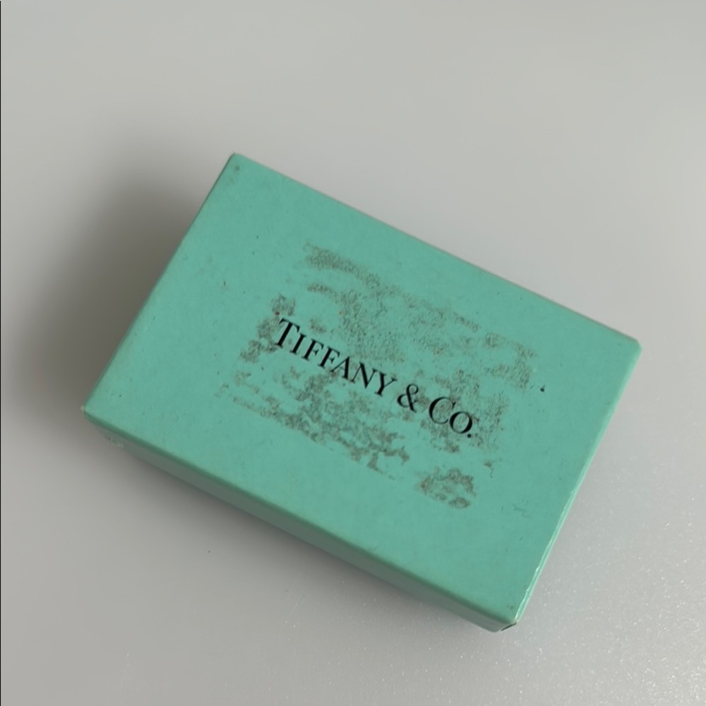 Tiffany & Co. Silver Minimalist Design - Picture 8 of 9